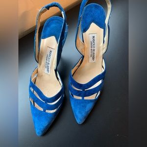 Vintage Manolo Blahnik blue suede heels